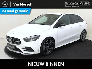 Mercedes-Benz B-klasse 180 Business Solution AMG Parkeercamera / Nightpakket / Sfeerverlichting / Stoelverwarming /
