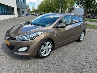 Hyundai i30 Wagon 1.6 GDI i-Motion AIRCO CRUISE BLUETH NAP!