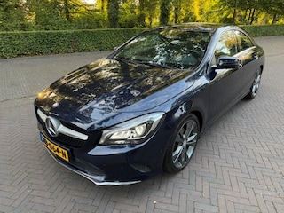 Mercedes-Benz CLA 180 Ambition Automaat/Navigatie/Xenon/Led/Halfleer