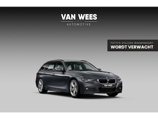 BMW 3-serie Touring 318i Corporate Lease Executive | M Sport pakket | Stoelverwarming | LED | Navigatie Professional | Bluetooth | Sportstoelen | M-sportstuur | PDC | Shadow Line