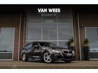 BMW 3-serie Touring 318i Corporate Lease Executive | M Sport pakket | Stoelverwarming | LED | Navigatie Professional | Bluetooth | Sportstoelen | M-sportstuur | PDC | Shadow Line
