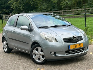 Toyota Yaris 1.3 VVTi Luna MMT /Automaat/Airco/3-Deurs/