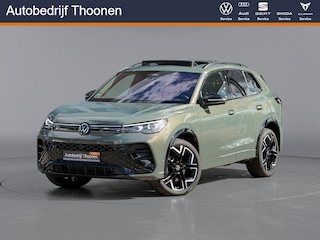 Volkswagen Tiguan 1.5 eHybrid R-Line | Leer | H&K | Trekhaak | HUD