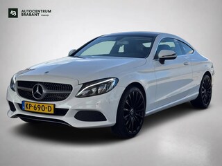 Mercedes-Benz Coupé 180 Ambition AMG Automaat (Goed onderhoud, NL-auto, Carplay, Navi, Parkeersensoren, Airco, Etc)