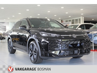 Volkswagen T-Roc 1.5 eTSI R-Line/PANO/CAMERA/CARPLAY
