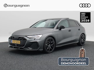 Audi A3 Sportback 40 TFSI e | S edition | Daytona grijs Mat. kleur | 19 inch velgen | Panoramadak | Ambian lighting plus | Privacy glas |