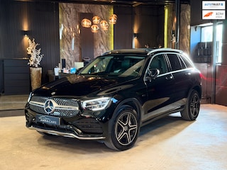 Mercedes-Benz GLC 300e 4MATIC AMG Line|Pano|Trekhaak|Camera