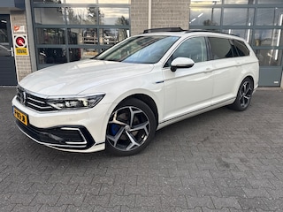 Volkswagen Passat Variant 1.4 TSI PHEV GTE Business|TREKHAAK|LEER|SCHUIFDAK|