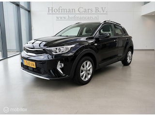 Kia Stonic 1.0 T-GDi MHEV DynamicLine | Trekhaak | Camera | CarPlay | NL Auto | Incl. BTW