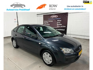 Ford Focus 1.6-16V Trend Automaat AIRCO / NAP / 5-DEURS