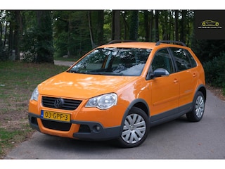 Volkswagen Polo 1.6-16V Cross / Nieuwe Apk / Trekhaak