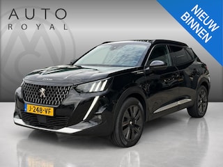Peugeot 2008 1.2 PureTech GT-Line TREKHAAK | LEDER | AWD | 360 GRADEN CAMERA | STOELVERWARMING | STUURVERWARMING | PANORAMADAK | NAVIGATIE | LED | DODEHOEK DETECTIE | APPLE CARPLAY / ANDROID AUTO | ADAPTIEVE CRUISECONTROL |