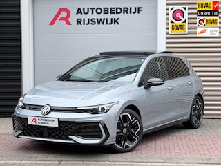 Volkswagen Golf 1.5 eTSI R-Line Pano/HuD/IQ.Light/Camera