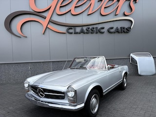 Mercedes-Benz Pagode W113 230SL