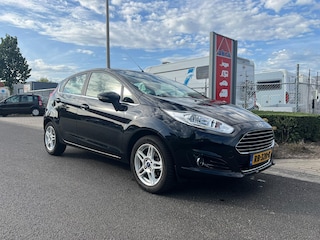 Ford Fiesta 1.0 EcoBoost Titanium | Airco | NAVI | Bluetooth | Parkeersensoren achter