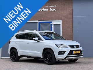 Seat Ateca 1.5 TSI FR Business Intense Panorama dak, trekhaak elektr. Lederen bekleding enz.