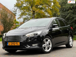 Ford Focus Wagon 1.5 Titanium|XENON|CAMERA|PSENSOR|HALFLEDER|ELEKSTOELEJ|STOELVERW|NAVI|