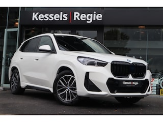 BMW X1 xDrive25e | M-sport | Camera | Led | Sfeer | CarPlay | keyless