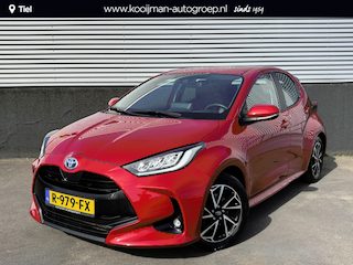 Toyota Yaris 1.5 Hybrid Dynamic Nieuw geleverd, Dealeronderhouden, Smart Key, Lichtmetalen velgen, LED, Achteruitrijcamera, Apple Carplay en/of Android auto navigatie.