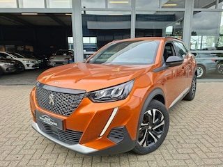 Peugeot 2008 1.2 PURETECH ALLUREPACK AUTOMAAT 130PK AIRCO NAVI CLIMA PDC-CAMERA