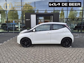 Toyota Aygo 1.0 VVT-i 69pk 5D x-play Airco/ Cruise/ LM