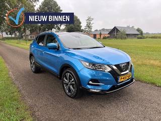 Nissan Qashqai 1.2 Tekna | Pano | 360° Camera | Stoelverwarming | Trekhaak |