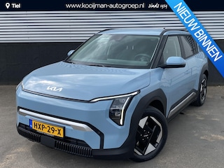 Kia EV3 Plus 81.4 kWh Nette auto, lage KM stand, dodehoekdetectie, camera, parkeersensoren, stoel- en stuurverwarming, Apple CarPlay/Android Auto