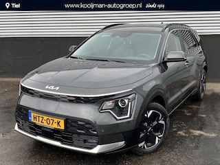 Kia Niro Light Advanced 64.8 kWh Stuur- & stoelverwarming, parkeersensoren v&a, navigatie, Apple CarPlay/Android Auto, lage KM stand!