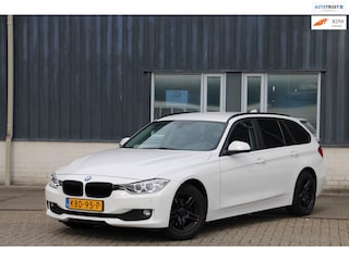 BMW 3-serie Touring 316i Business Navi Cruise BT Stoelverw Park. Sensor. Elekt. Achterkl.