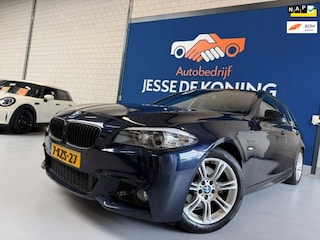BMW 5-serie Touring 520i M-sport,automaat,digitaal dashboard. bj.2013. NAP met 225.670 km.