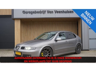 Seat Leon 1.8-20VT 180 pk Topsport Xenon Elek pakket Recaro seats *NL auto* SuperSprint exhaust *JR wheels*