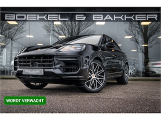 Porsche Cayenne 3.0 E-Hybrid ** Sport Design ** Luchtvering ** 18-weg ** HUD ** BOSE ** Sportuitlaat ** Sport Chrono ** Matrix ** Achterasbesturing ** Panodak