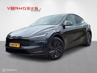 Tesla Model Y Premium Long Range Dual Motor