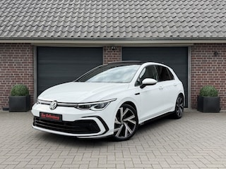 Volkswagen Golf 1.5 ETSI 150PK R-LINE PANORAMA TREKHAAK CARPLAY