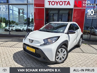 Toyota Aygo 1.0 VVT-i MT Play |  Apple Carplay\Android Auto | Achteruitrijcamera | Allseasons