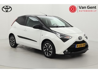 Toyota Aygo 1.0 VVT-i x-cite ultimate | Apple Carplay / Android Auto | Clima | Camera | 15 inch | Privacy glas | Bluetooth | DAB