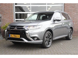 Mitsubishi Outlander 2.0 PHEV instyle+ | Trekhaak | Leder | Open Dak |