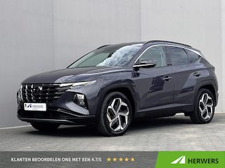 Hyundai Tucson 1.6 T-GDI PHEV Comfort Smart 4WD / 1.350 kg Afn. trekhaak / Dealer Onderhouden / Fabrieksgarantie tot 6-2029 / Accu SoH 89% / Elektrische klep / Stuur- en stoelverwarming / Navi / Apple Carplay Android / 19" LM wielen /