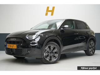 Fiat 600 1.2 Hybrid Urban | Achteruitrijcamera | Carplay | Climate control | Cruise control | Parkeersensoren