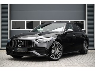 Mercedes-Benz C-klasse 300e AMG / SCHUIFDAK / C63 / LEDER / CAMERA / SFEERVERLICHTING / LED / 19"