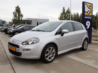 Fiat Punto Evo 0.9 TwinAir Lounge Cruise-Climate, PDC, Trekhaak, LMV Zomeractie!