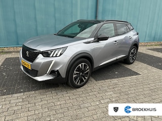 Peugeot 2008 1.2 PureTech GT Pack 155 PK! | Panoramadak | Camera | Parkeersensoeren Voor en Achter | Alcantara Bekleding | Stoelverwarming | 18" Lichtmetalen Velgen | Adaptieve Cruise Control
