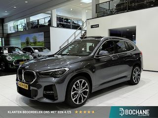 BMW X1 sDrive20i High Executive Edition | M-Sport | Panoramadak | Trekhaak | Stoelverwarming |