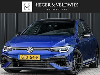 Volkswagen Golf 2.0 TSI R 4Motion | Panoramadak | Akrapovic | Harman/Kardon | Performance Pack | HUD | Camera | Stoelverwarming + Ventilatie | Carbon Interieur | Memory Seat | Ambiance Interieur | ACC |