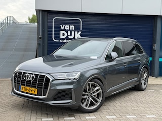 Audi Q7 55 TFSI e quattro Pro Line S Panoramadak Luchtvering 21 inch velgen Bang en Olufsen 3D Zwarte hemel Trekhaak Camera Sportstoelen Deels leder
