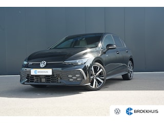 Volkswagen Golf 272pk 1.5 eHybrid GTE | Lederen Bekleding | Camera | Trekhaak | Adaptive Cruise | Elektrisch Panoramadak | Head-up Display | Stoelventilatie |