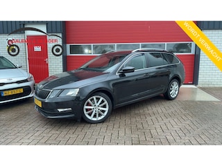 Skoda Octavia Combi 1.0 TSI Greentech Ambition Business TREKHAAK / STOELVERW / CARPLAY / NAVI / CLIMA / PDC / DAB+ / NL-AUTO