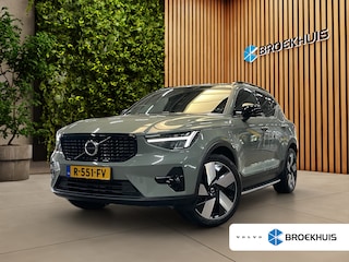 Volvo XC40 1.5 T4 Plug-in hybrid Plus Dark | Trekhaak | 20" Velgen | Harman/Kardon | Memory | Pilot Assist
