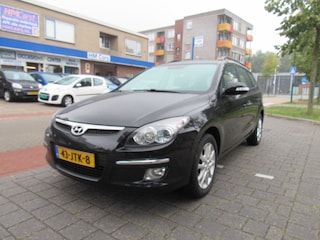 Hyundai i30 1.6 I CVVT CROSSWAGON 109.339 KM NAP