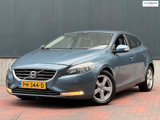 Volvo V40 1.6 D2 Summum * Navi * Cruise * Goed Onderhouden *